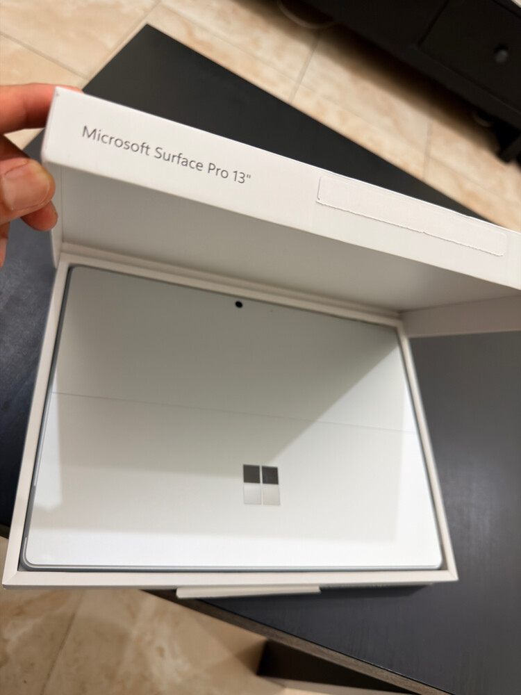 Surface Pro 12th edition 32GB 1TB - 1