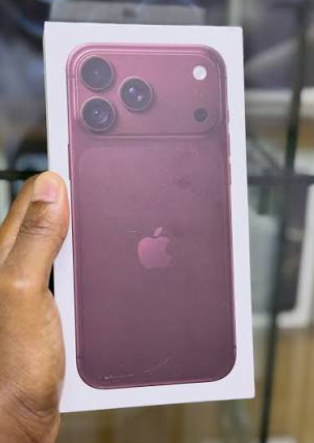 Apple iPhone 18 Pro Max 256GB - 2