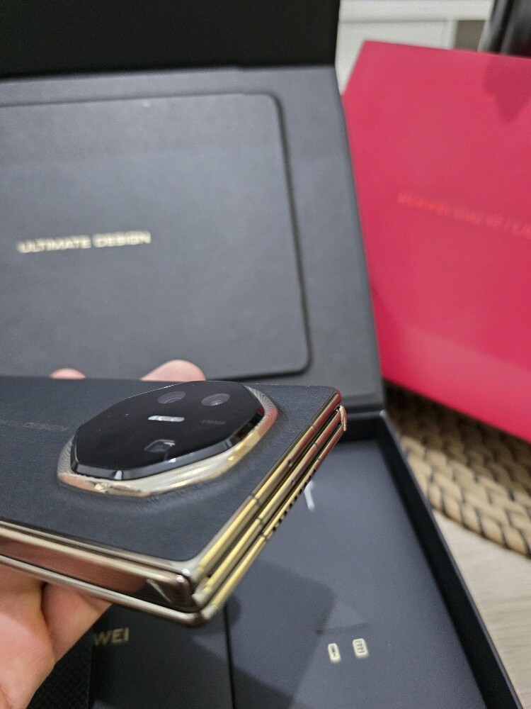 1TB Huawei Mate XT Black - 3