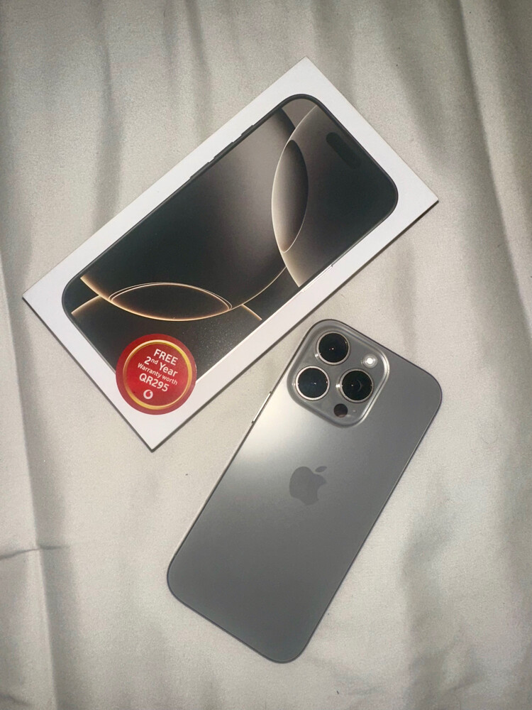 iphone 16 pro - 1