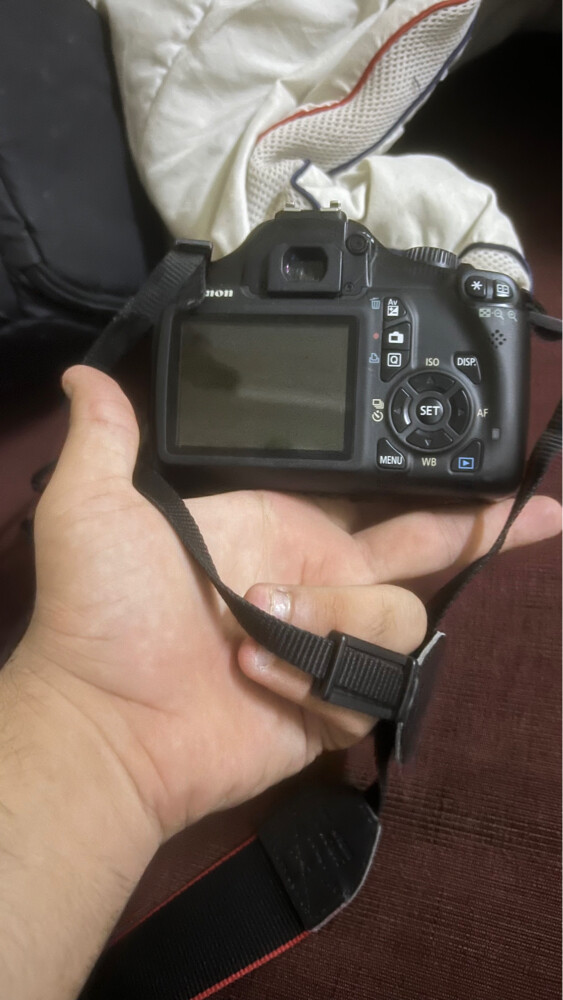 canon eos1100d  - 3