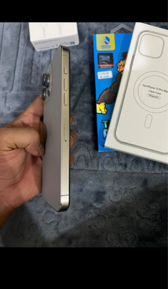 iPhone 15 pro max - 4