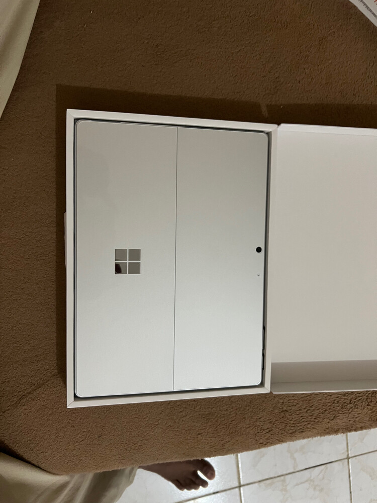 Microsoft surface pro 13 - 4