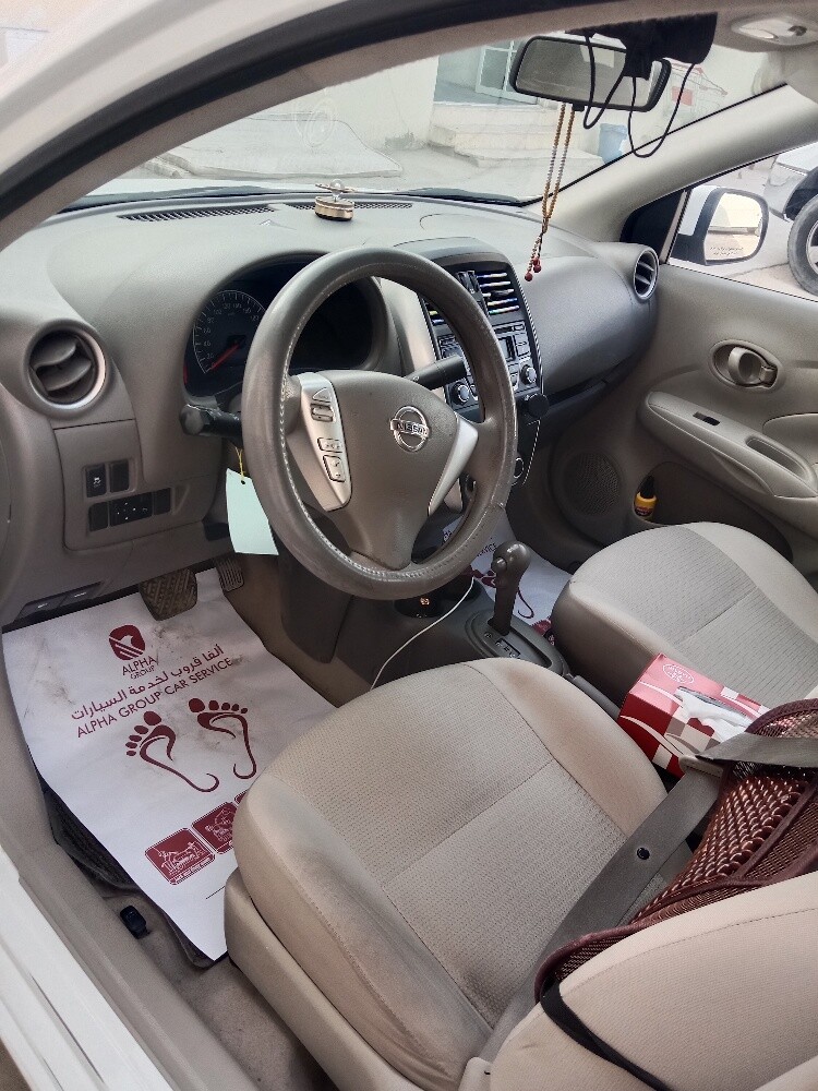 Nissan sunny - 3