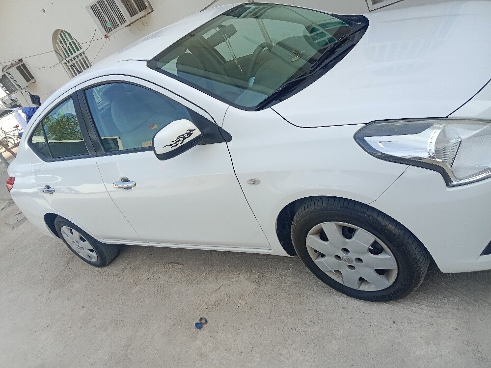 Nissan sunny - 8