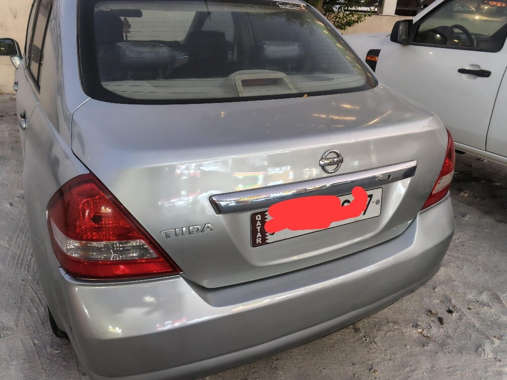 NISSAN TIIDA - 4