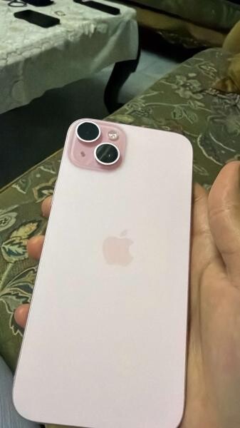 iPhone 15 Plus Pink 128GB - 1