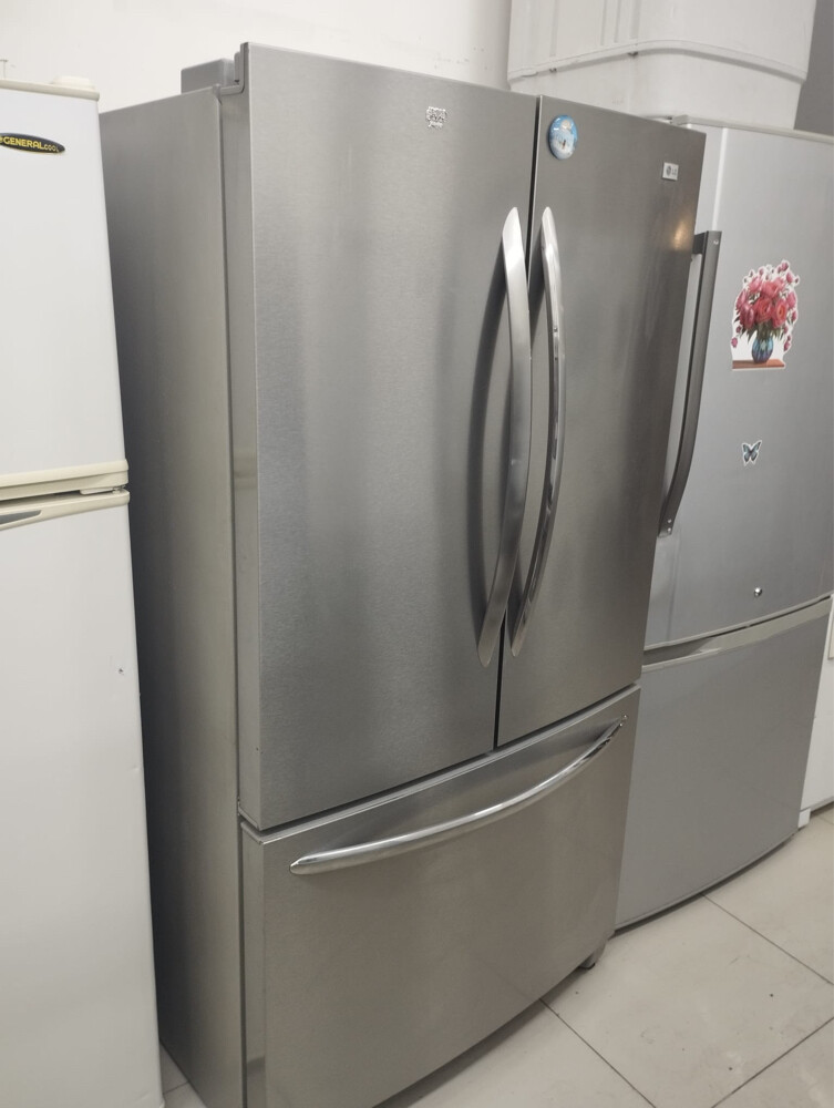 lg side by side  door refrigerator  - 1