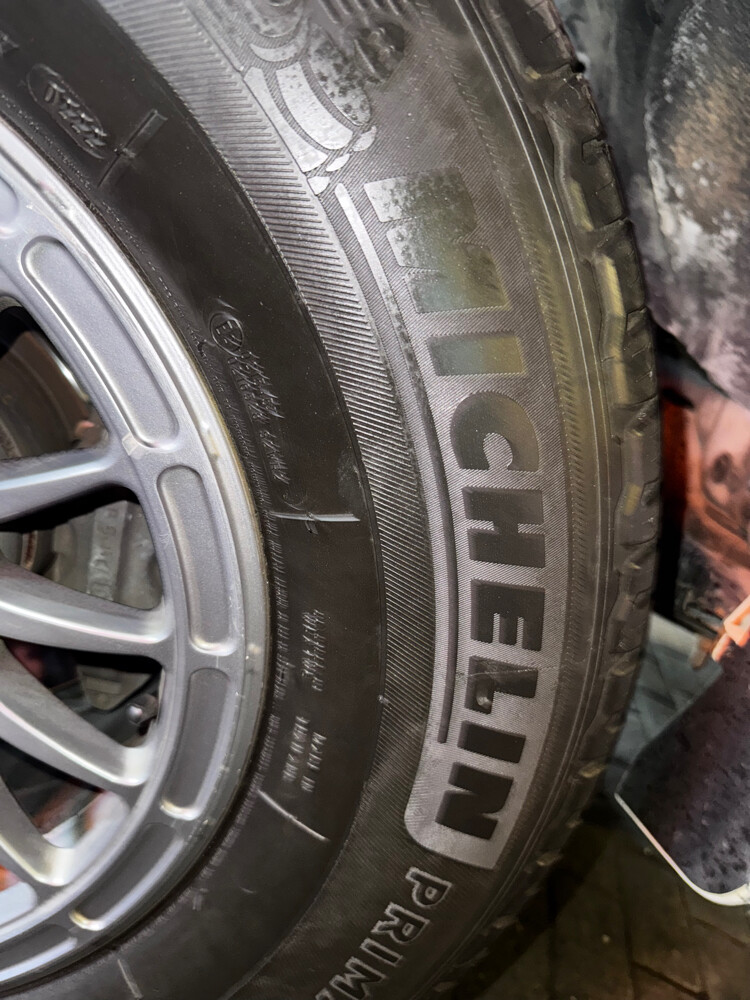 04 METHOD RIMS WITH TYRES 17”  - 4
