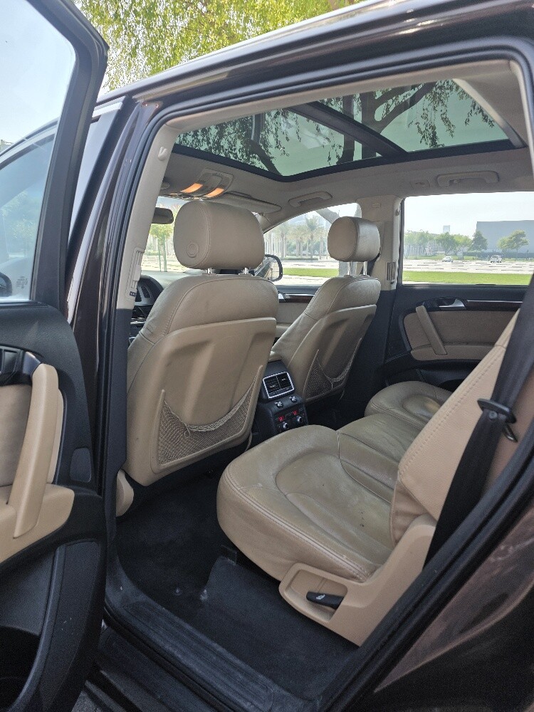 7-seat Audi Q7 – Full Option - 5