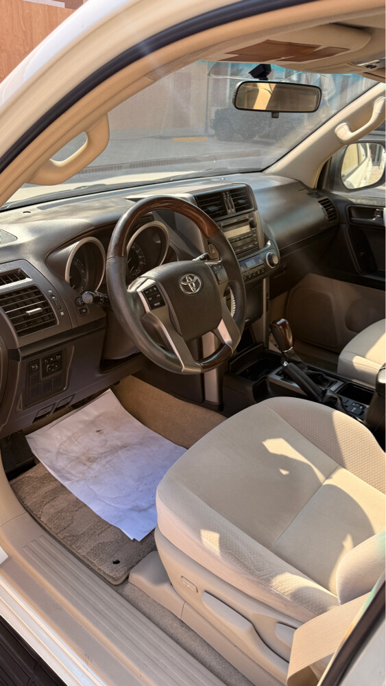 TOYOTA PRADO 2012 FULL TOYOTA SERVI - 5