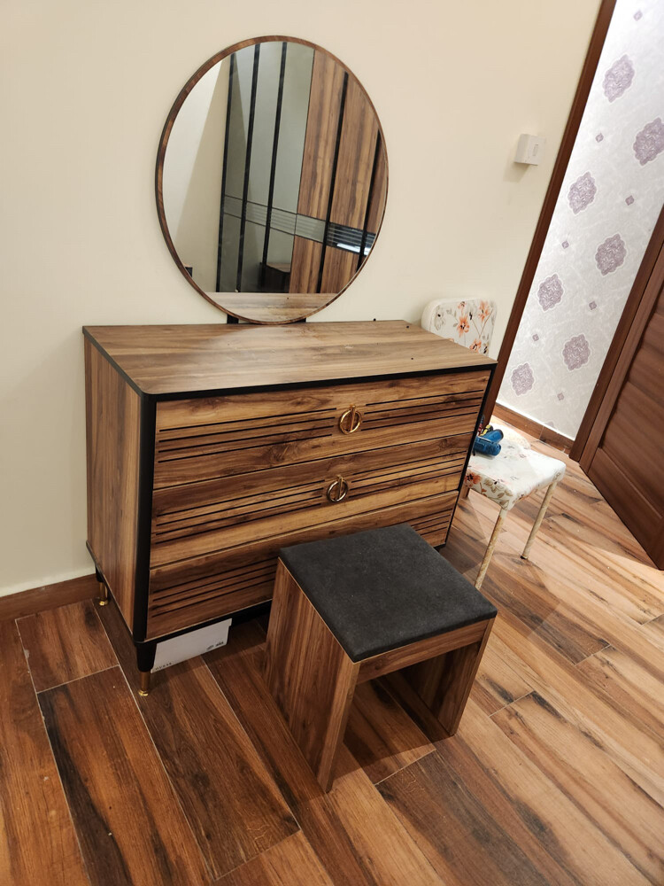 bedroom for sell like new - 3