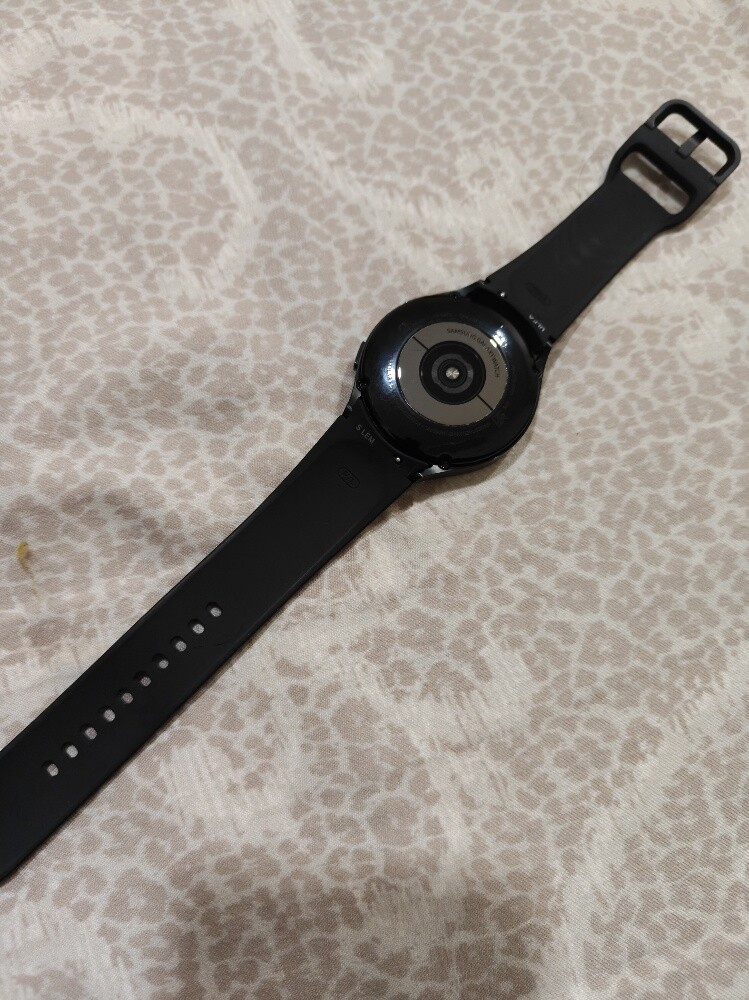 Samsung Galaxy Watch 4 - 3