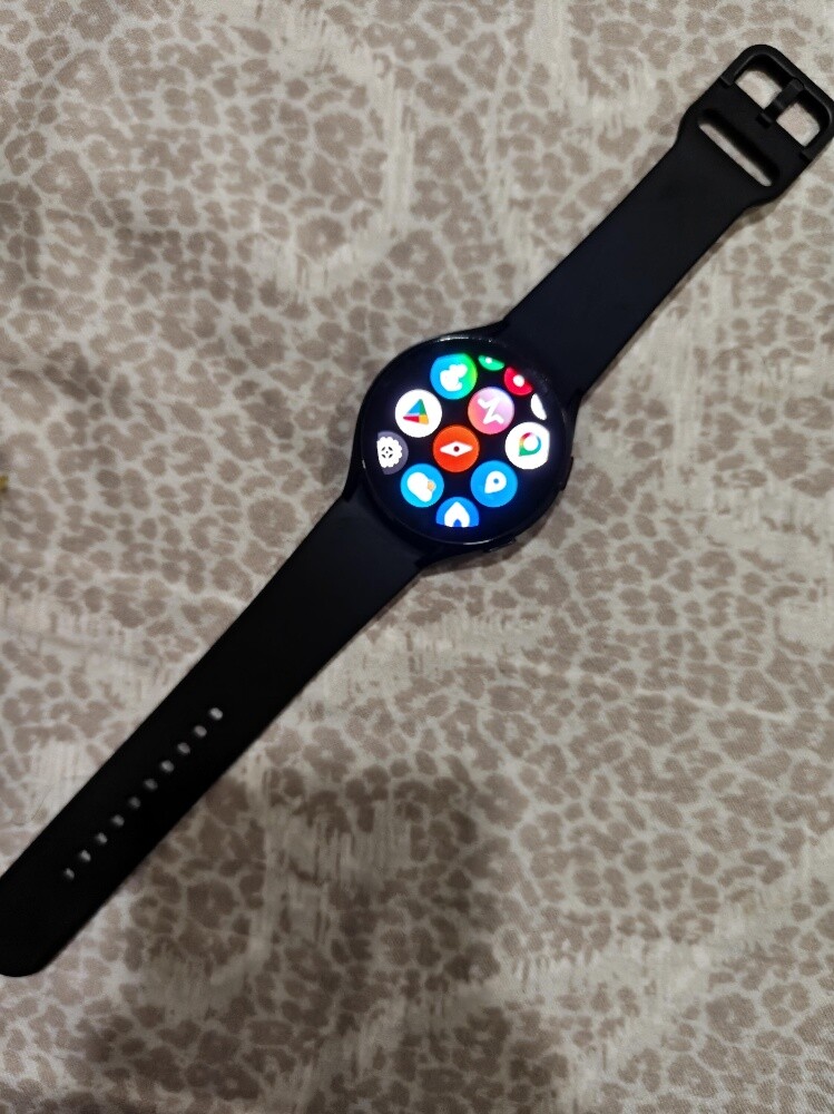 Samsung Galaxy Watch 4 - 5