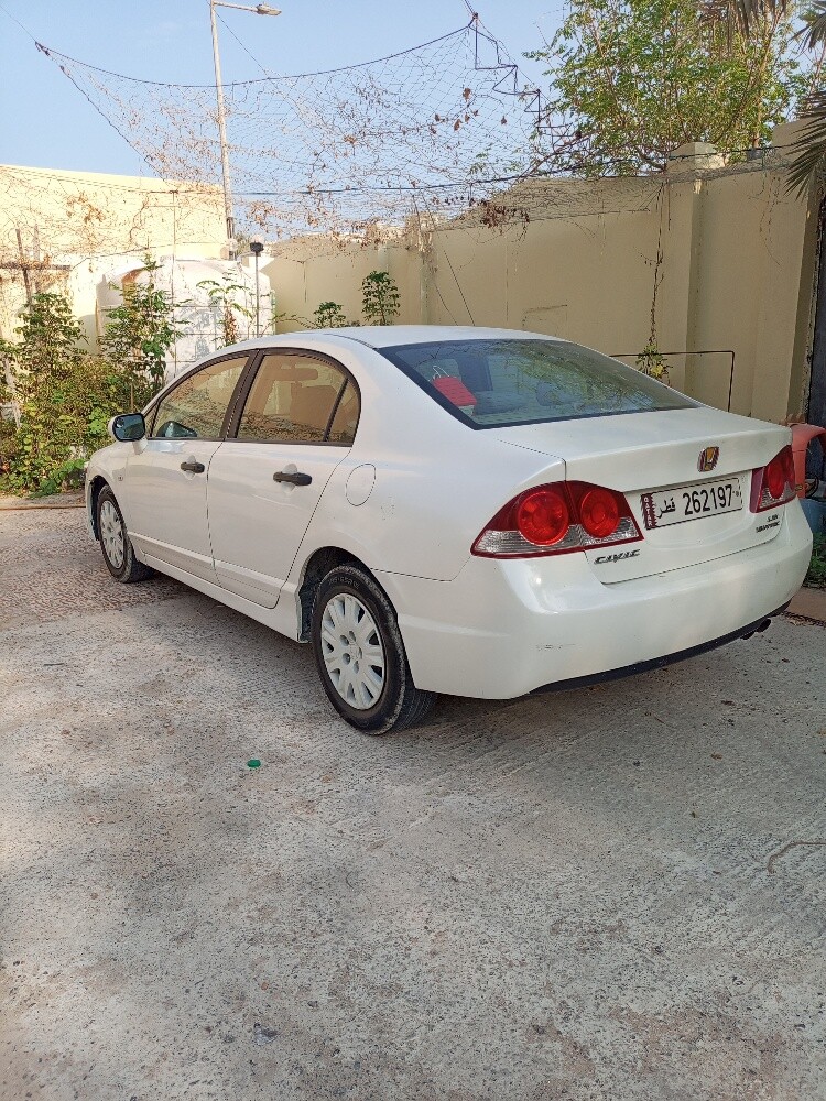هوندا سيفيك - 4