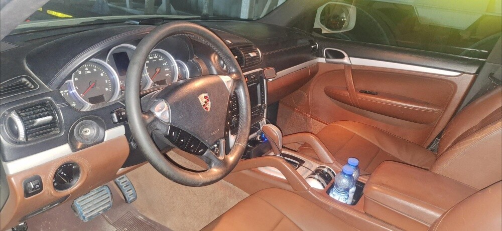 2008 porshe cayenne s for sale - 4