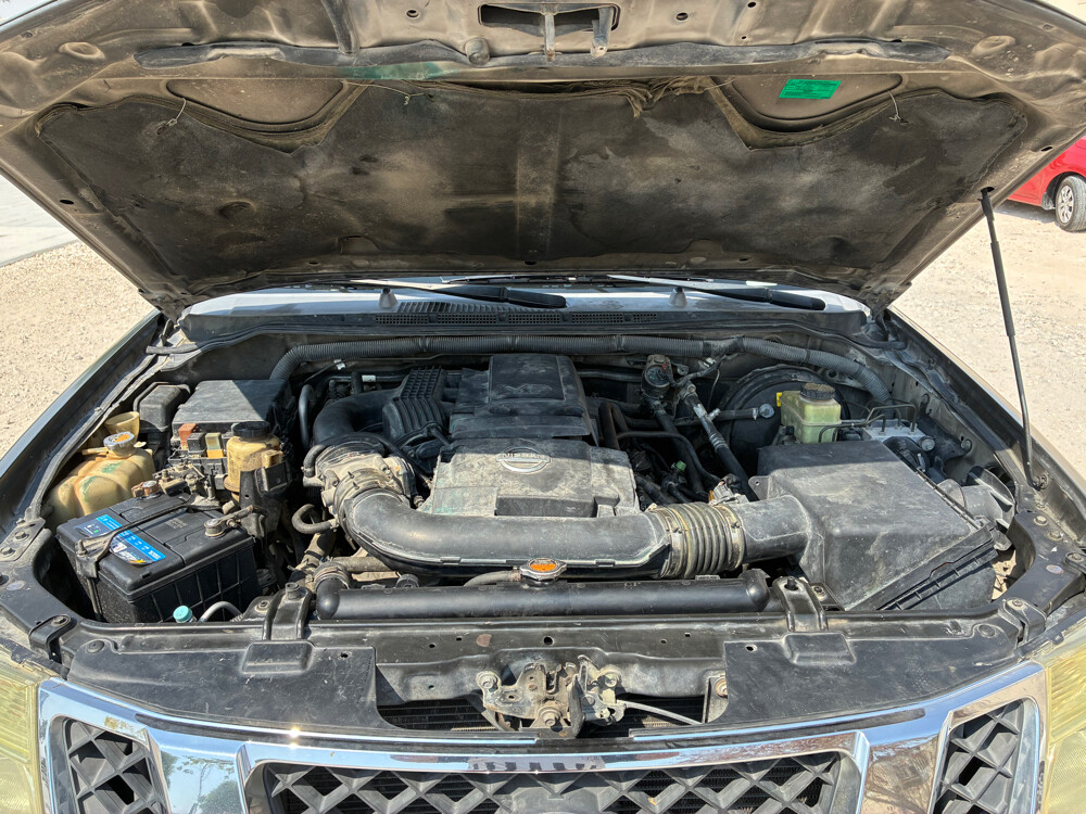 Nissan Pathfinder SE - Family Used - 10