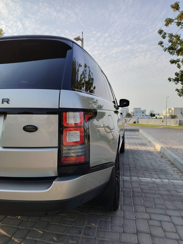2017 Range Rover Vogue Supercharged - 2