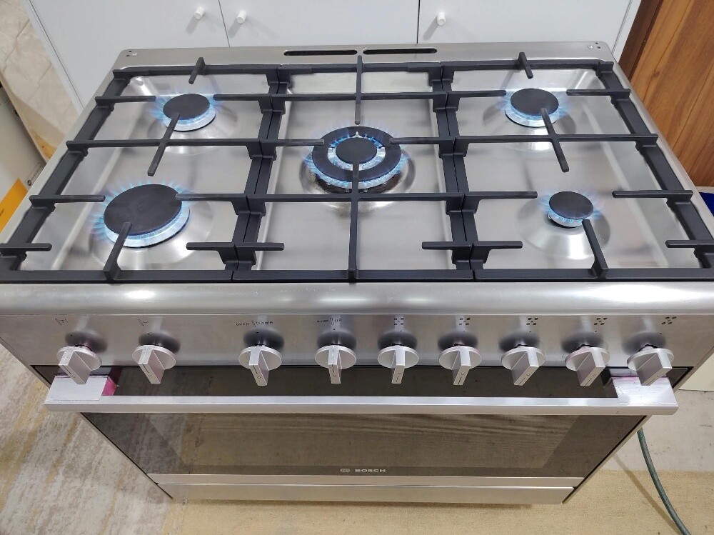 Italian BOSCH Stove Sale - 8