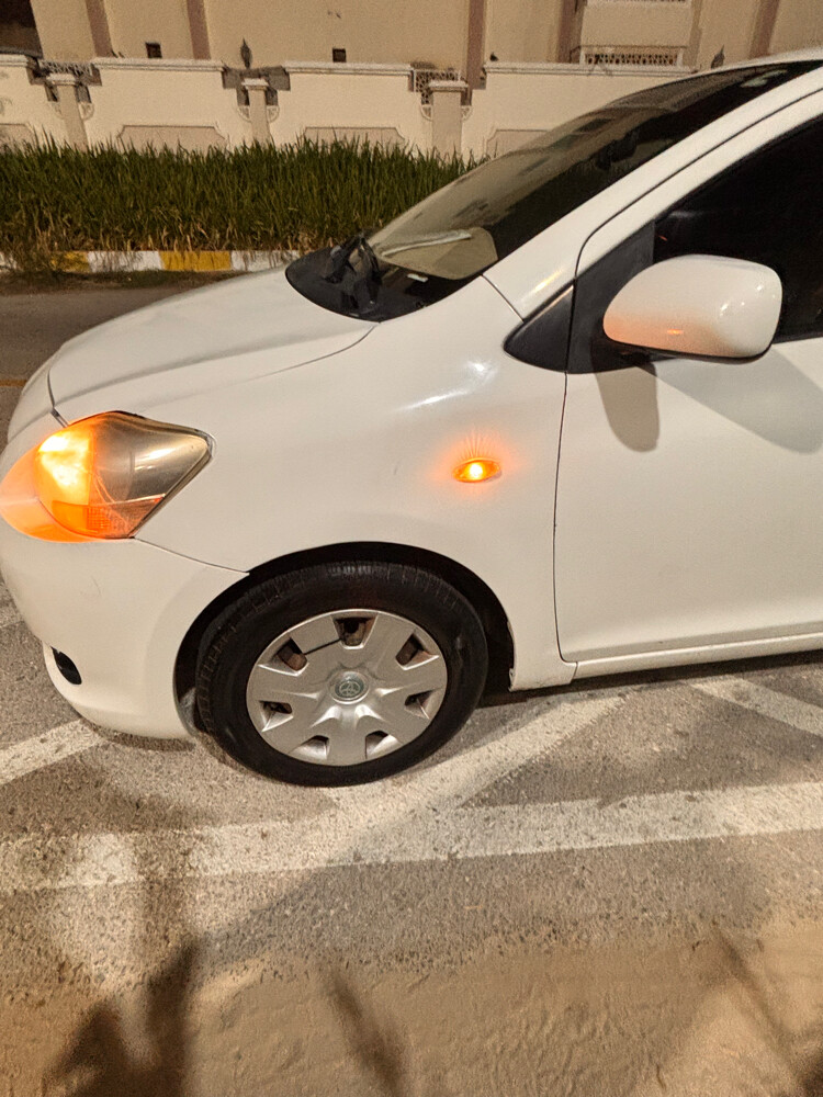 Toyota yeris - 11