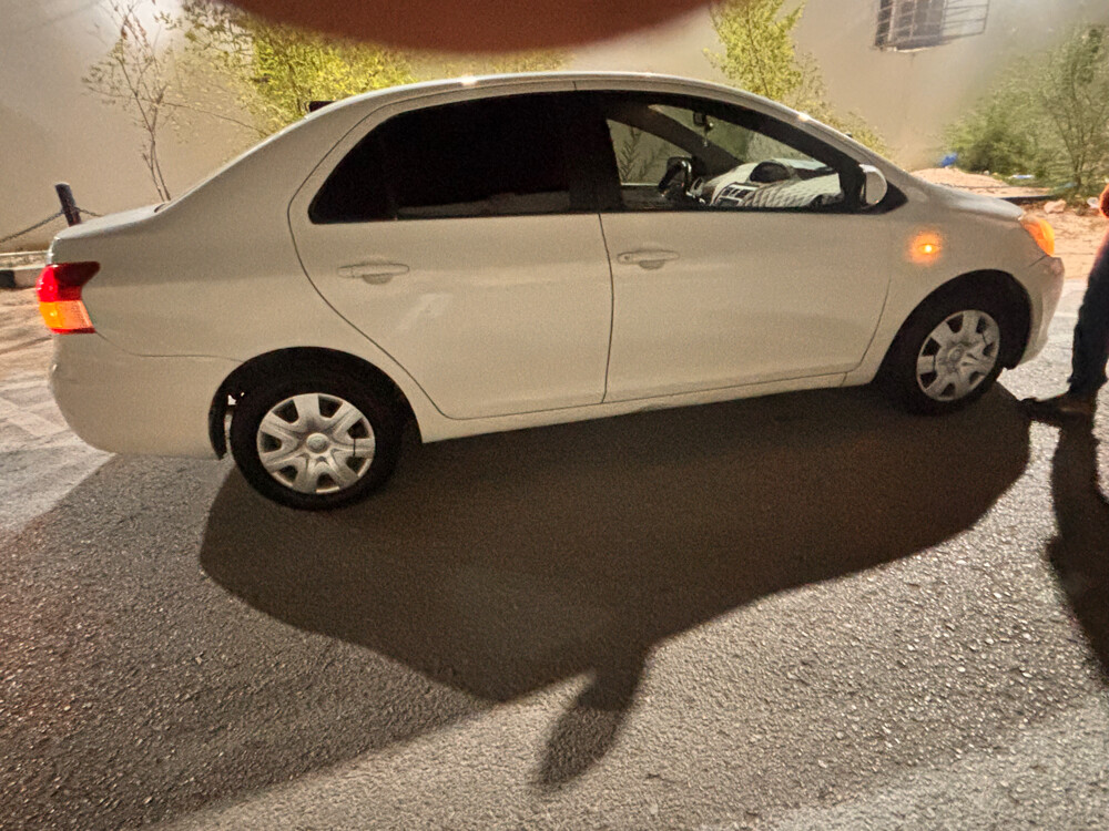 Toyota yeris - 15