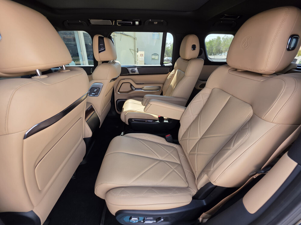 BYD – Denza B8 Flagship Mode2026 - 9