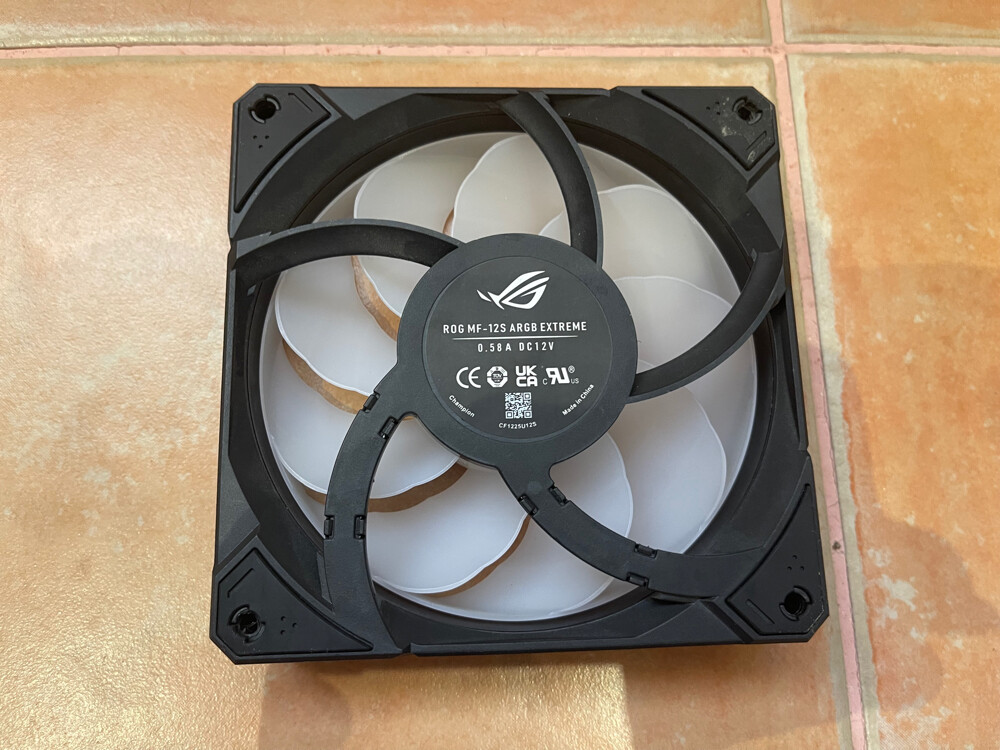 ARGB Fans and Heatsink - 3