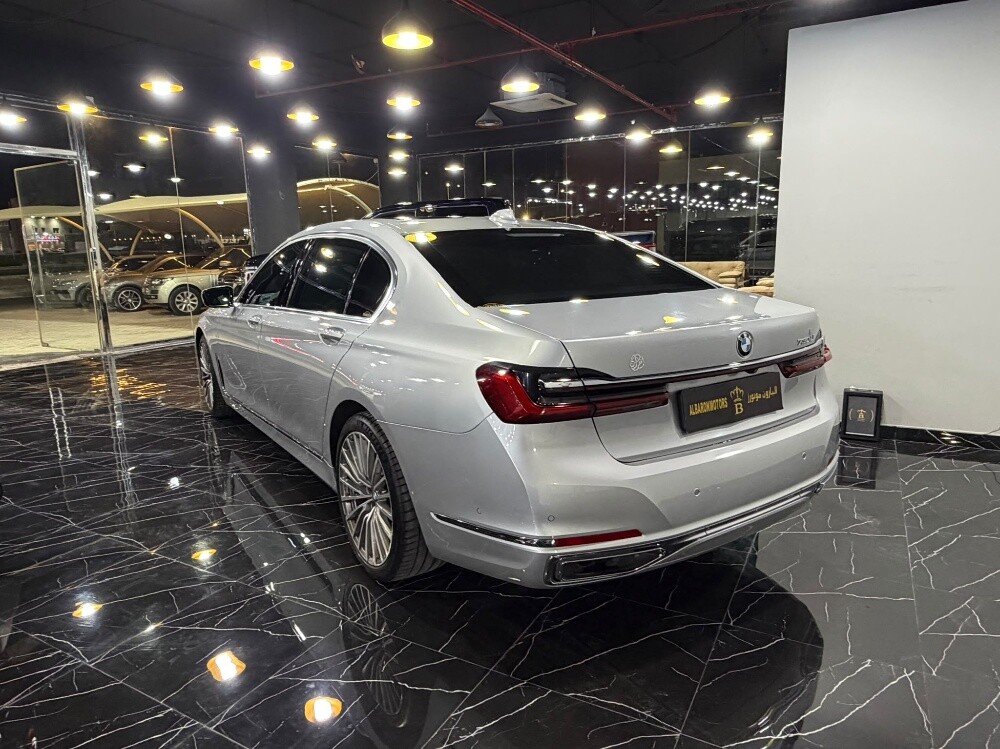 بى ام دبيلو 730ال اى 2020 - 2