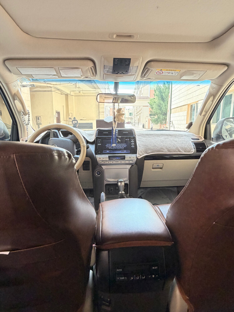 Toyota Prado  - 12