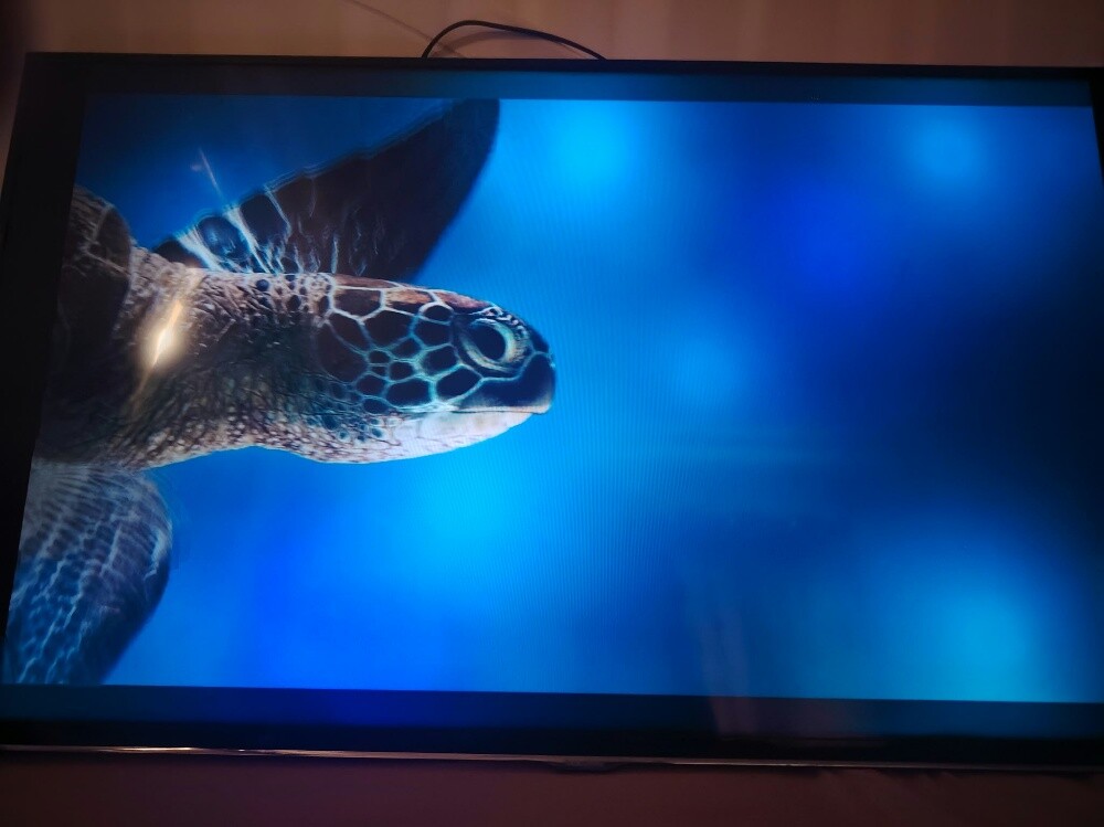 Samsung H5500 40-Inch Smart LED TV - 3