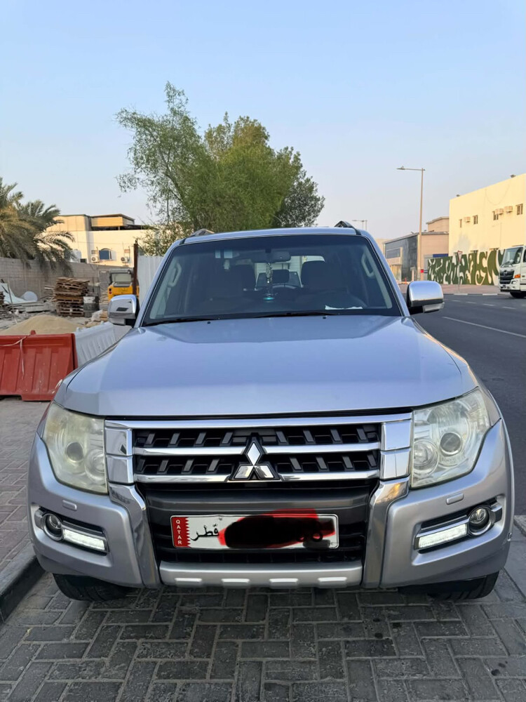 Mitsubishi Pajero 2016 - 1
