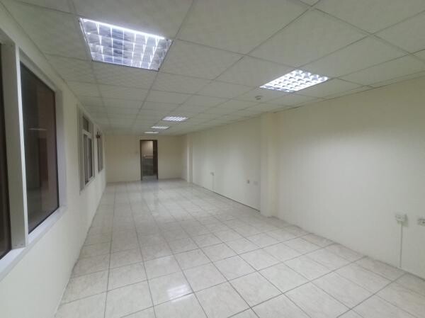 Warehouse for Rent Industrial Area - 7