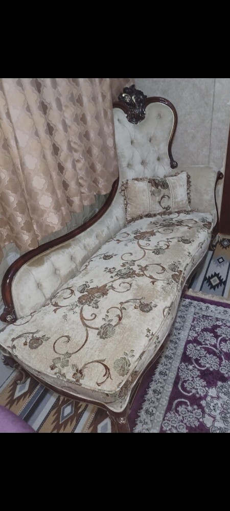 كرسي  نفرين - 2