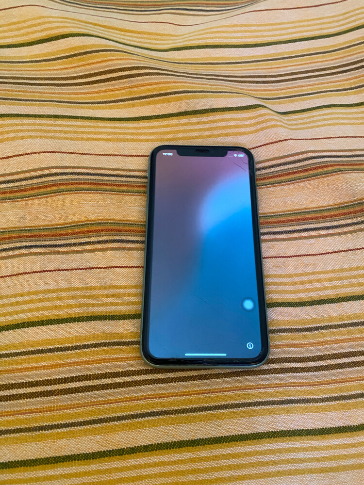 IPhone 11 128 gb green - 2