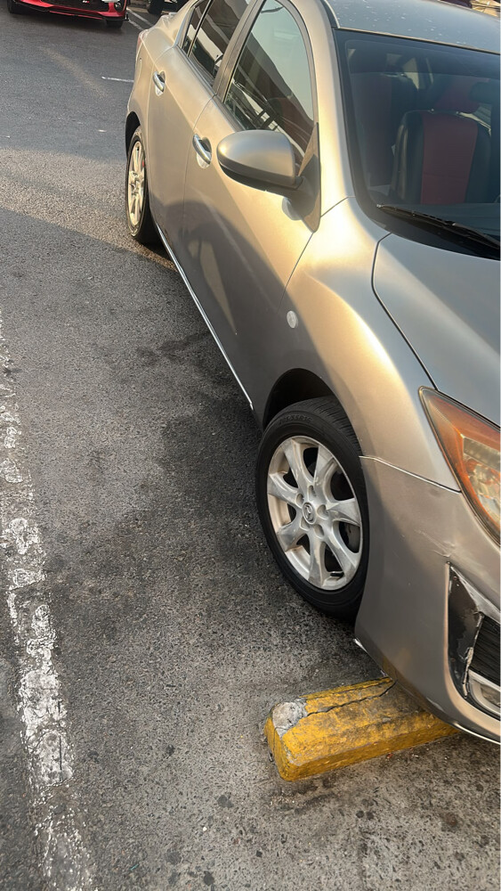 mazda 3 2011 model - 4