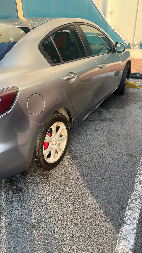 mazda 3 2011 model - 3