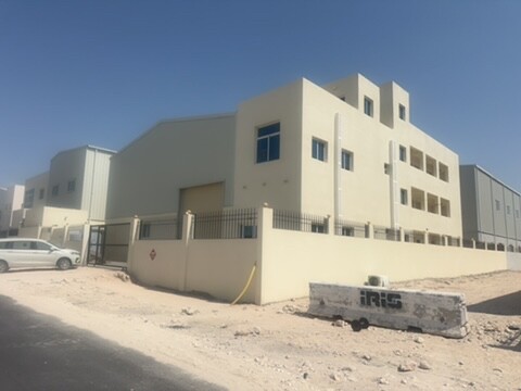 store for rent - 1