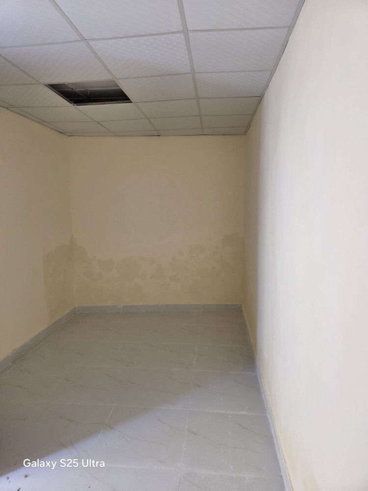 للبيع بيت بمطار القديم عمارات - 5