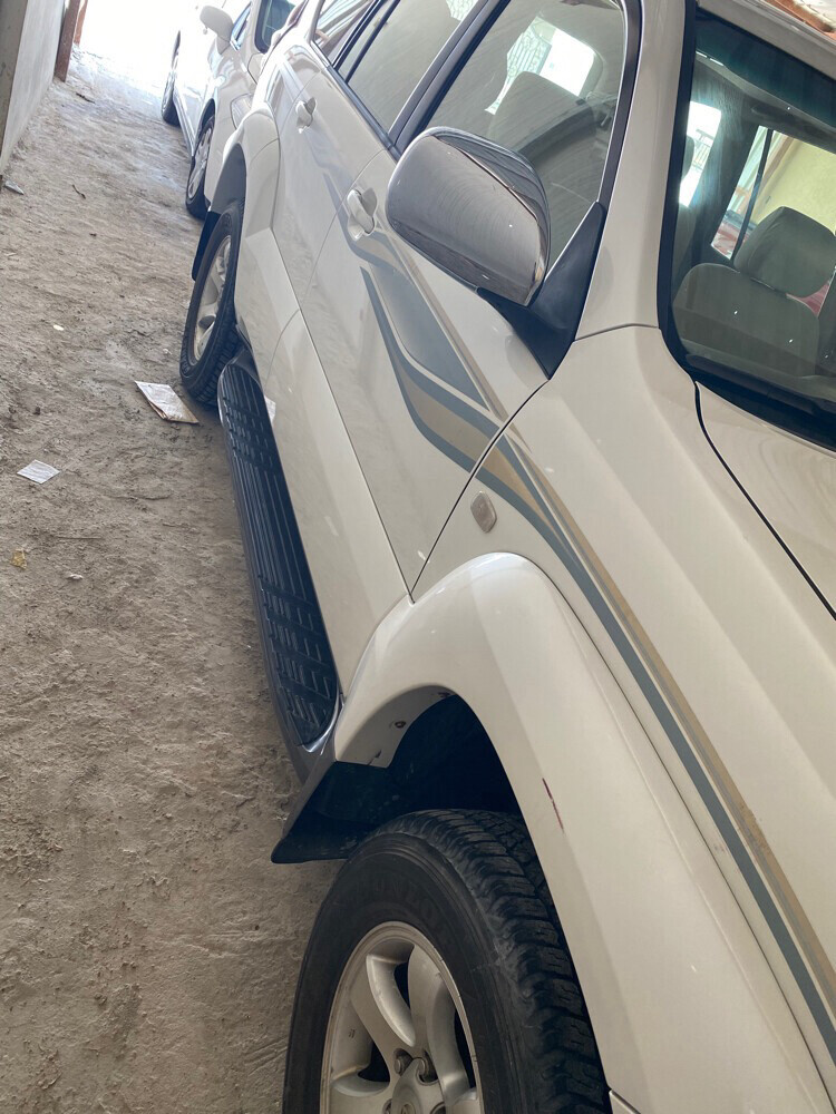 toyota parado good car  - 18