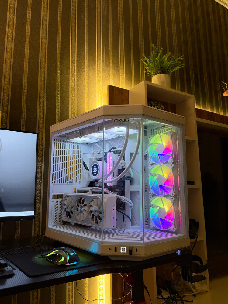 RTX 4070 High End Gaming Pc - 1