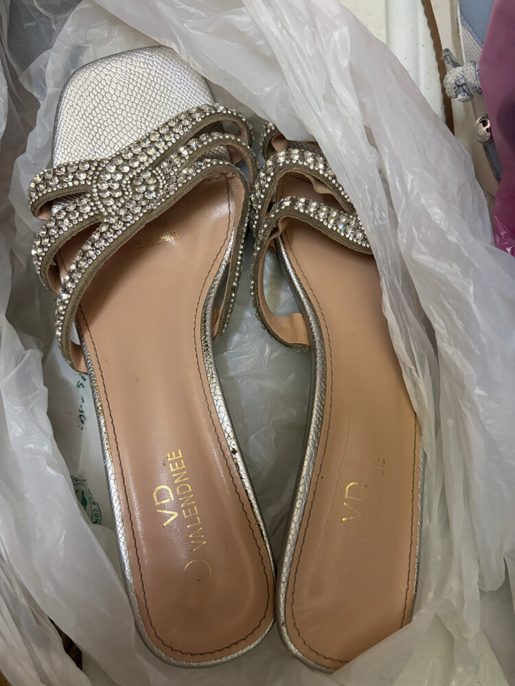 silver heel - 2