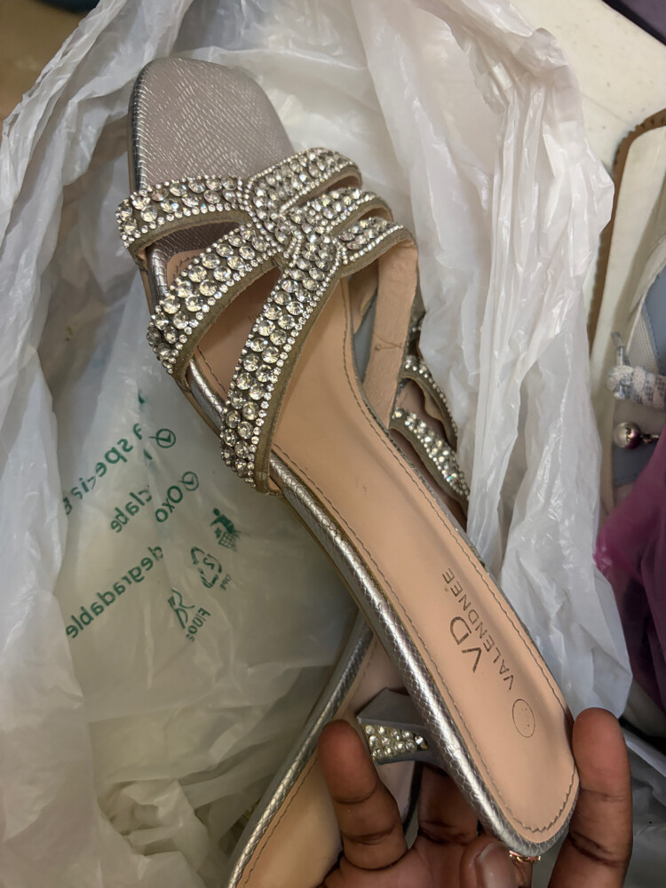 silver heel - 1
