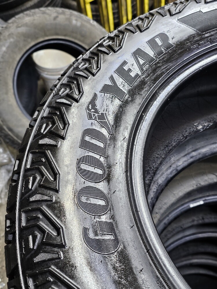 265-65-18,,,, Goodyear brand - 5