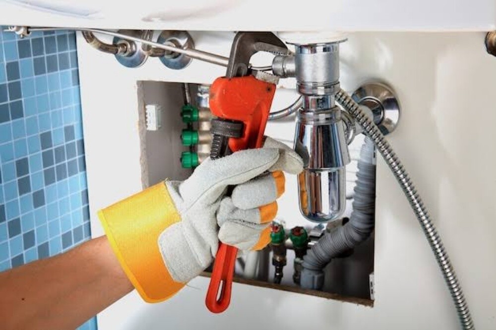 Pipe Fitter & Sanitary Works - 3