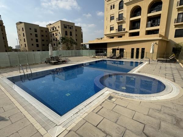 CHIC STUDIO FURNISHED TITLE DEED - 11