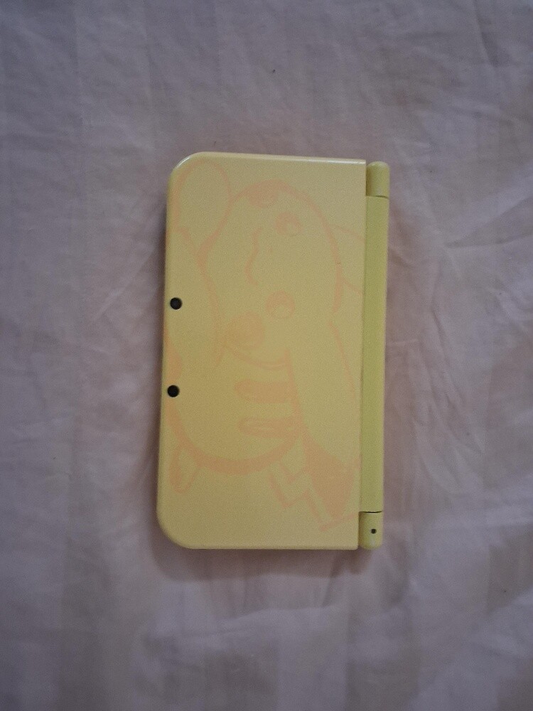 New Nintendo 3DS XL Pikachu Yellow - 1