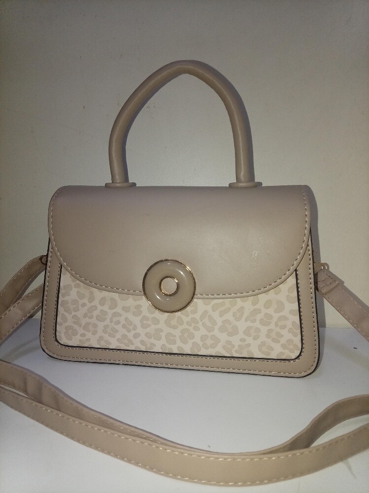Luxury Women’s Beige Handbag - 3