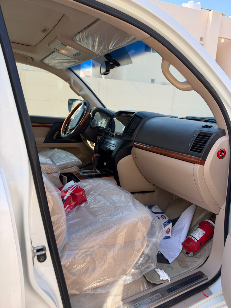 Land Cruiser 2012  - 3