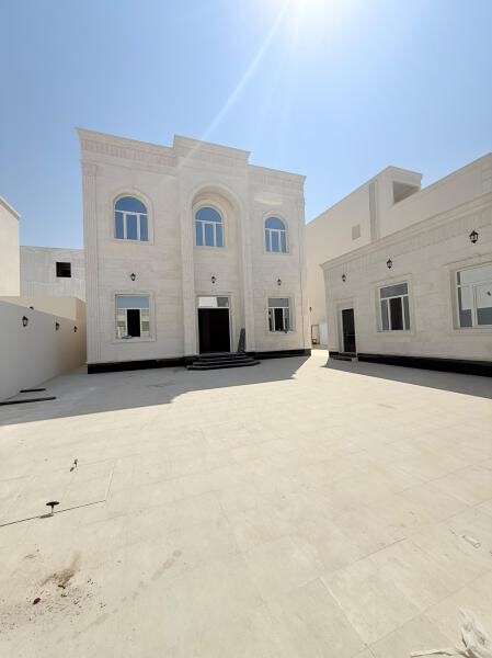 LUXURY VILLA 8 MASTER BDR - 14