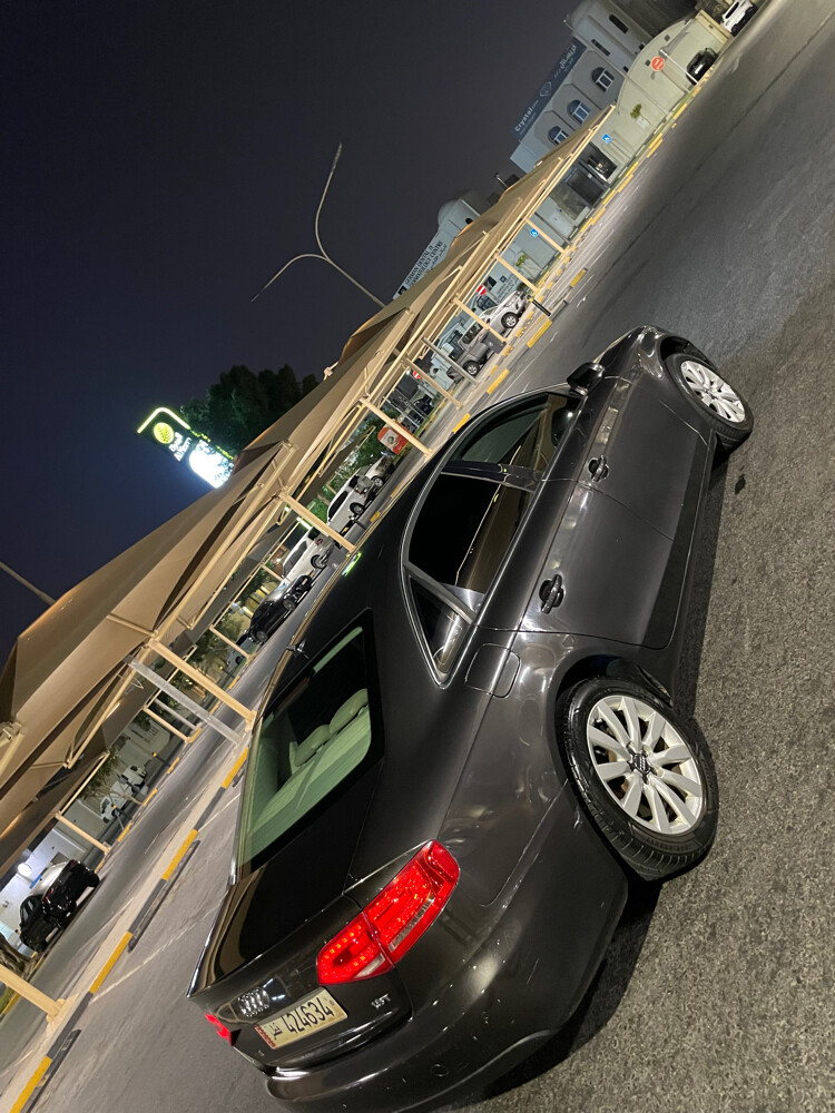 Audi a4 2010 new istemara. one year - 5
